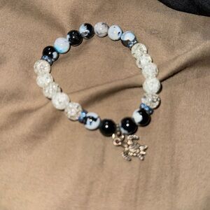 Crystal turtle pendant bracelet